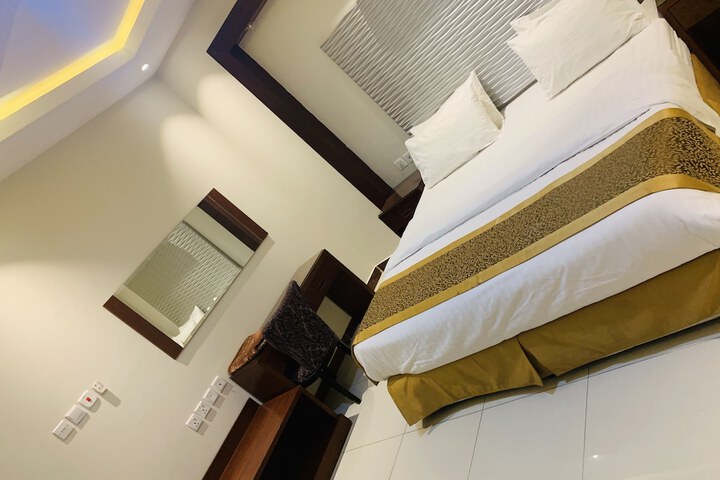 Room 12 of 56