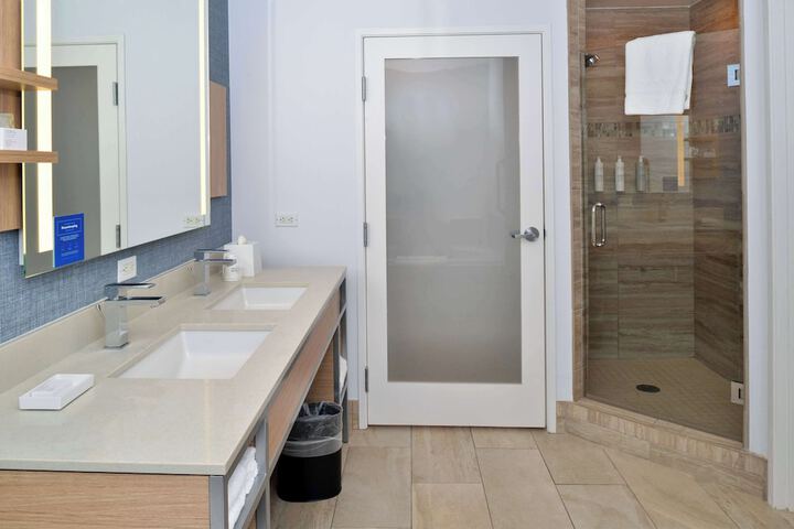 Bathroom shower