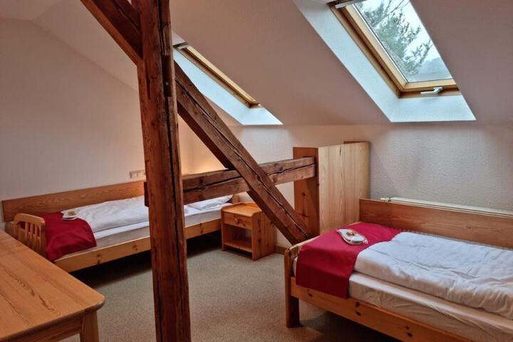 Room 44 of 50