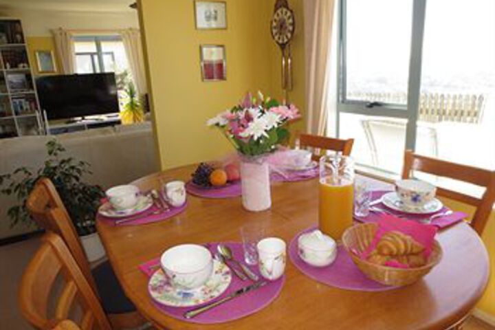 Breakfast/Coffee Service 4 of 24