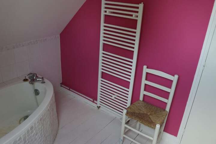 Room 98 of 145