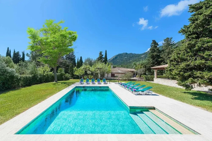 Pool 8 of 14