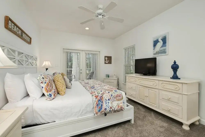 Room 4 of 27
