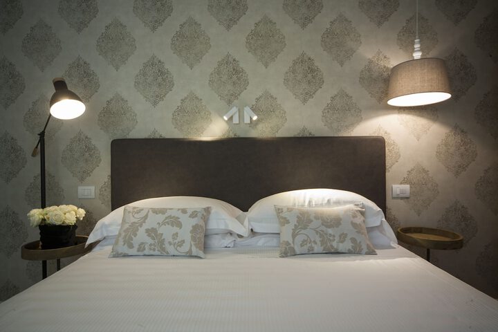 Room 6 of 159