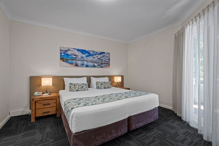 Room 6 of 49