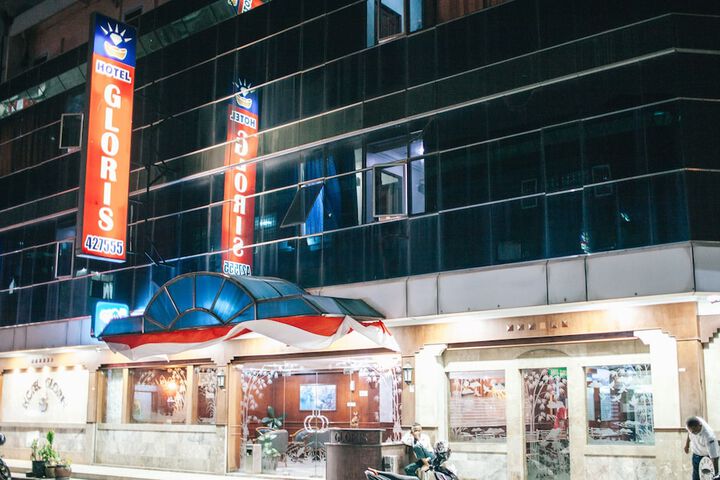 Hero Image 1 of 29