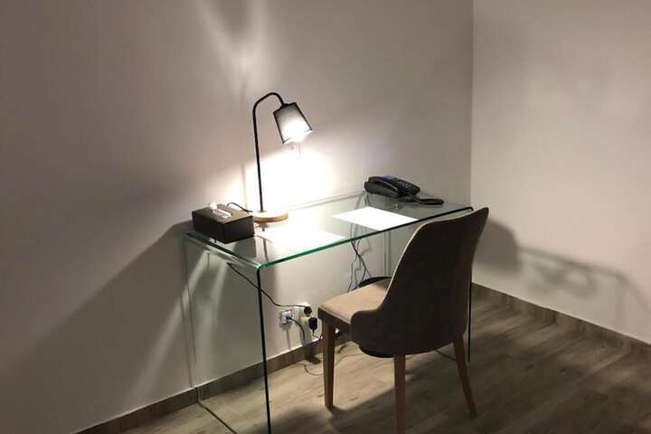 Room 16 of 51