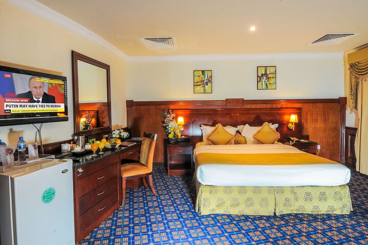 Room 10 of 71