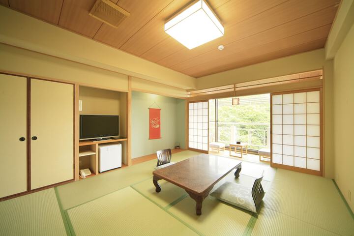Room 15 of 59