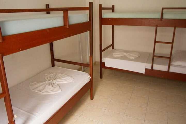 Room 7 of 16