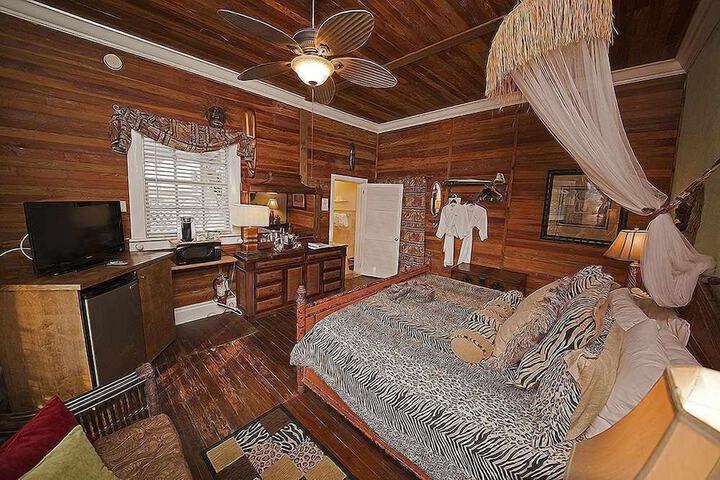 Room 30 of 171