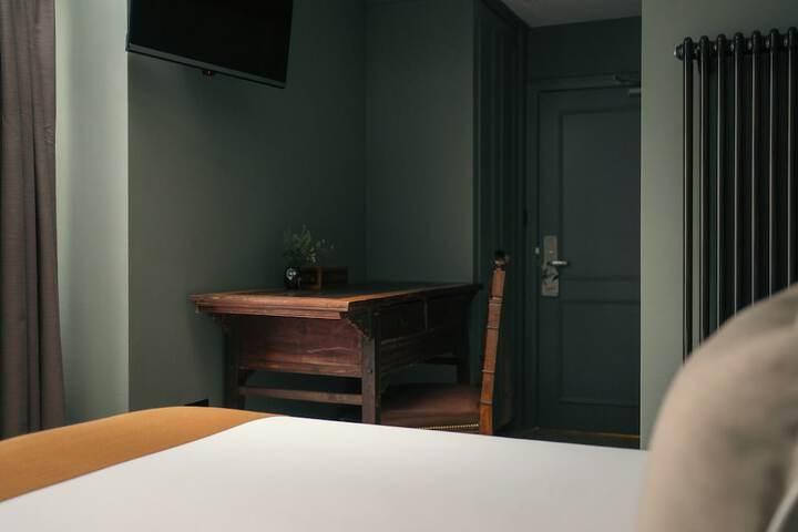 Room 56 of 123