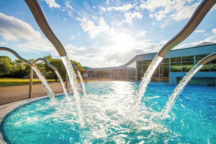 Pools & Facilities