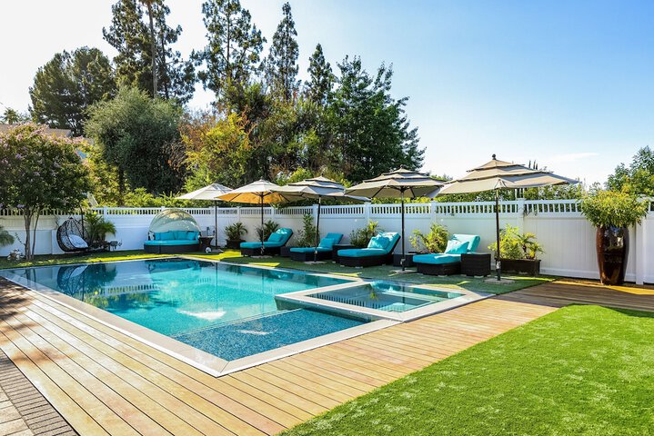 Pool 42 of 74