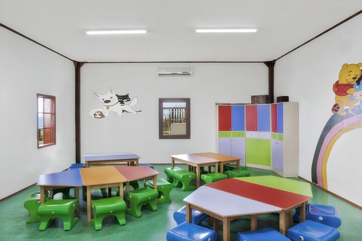 Childrens Activities 50 of 110