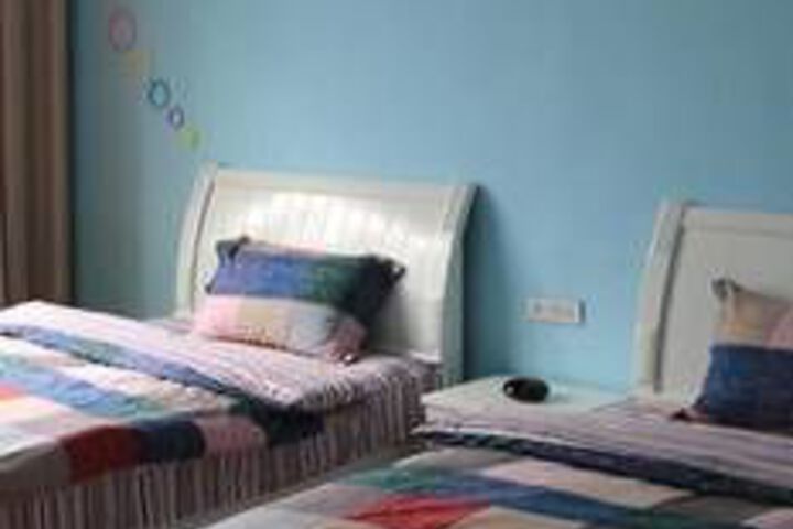 Room 70 of 87