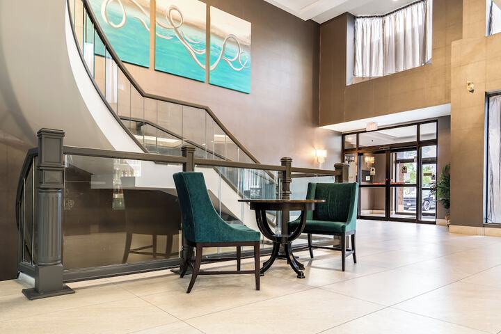 Hotel Interior 8 of 41