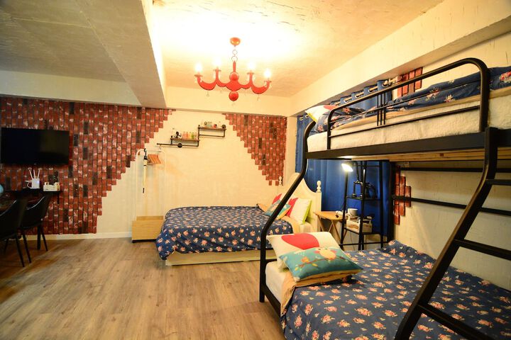 Room 24 of 264