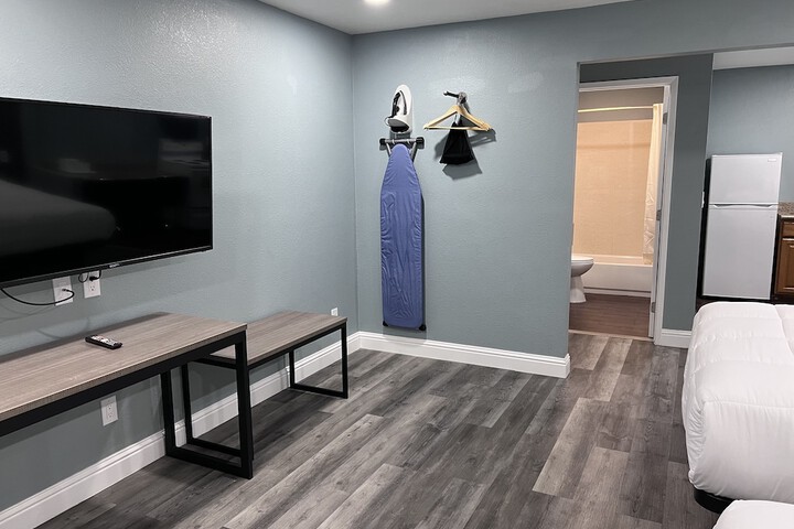 Room 21 of 52
