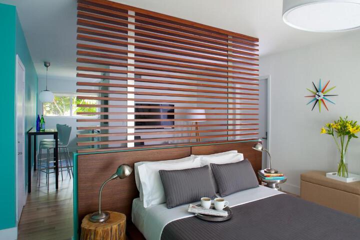 Design Studio Queen Bed Kitchenette (15 of 20)