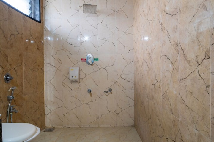Room 26 of 70