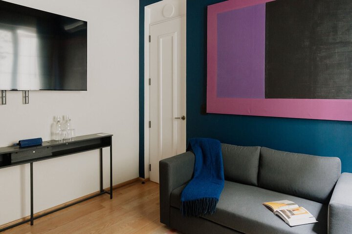 Room 47 of 104