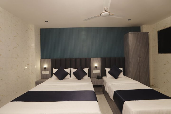 Room 21 of 27