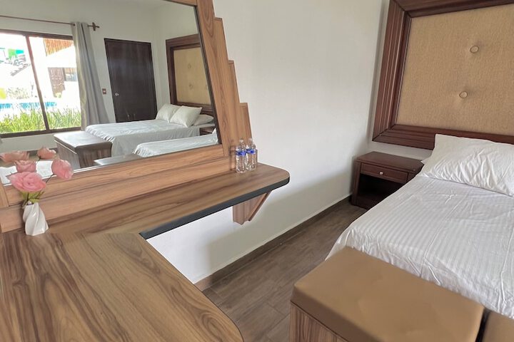 Room 14 of 64