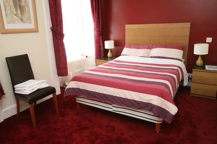 Room 7 of 44