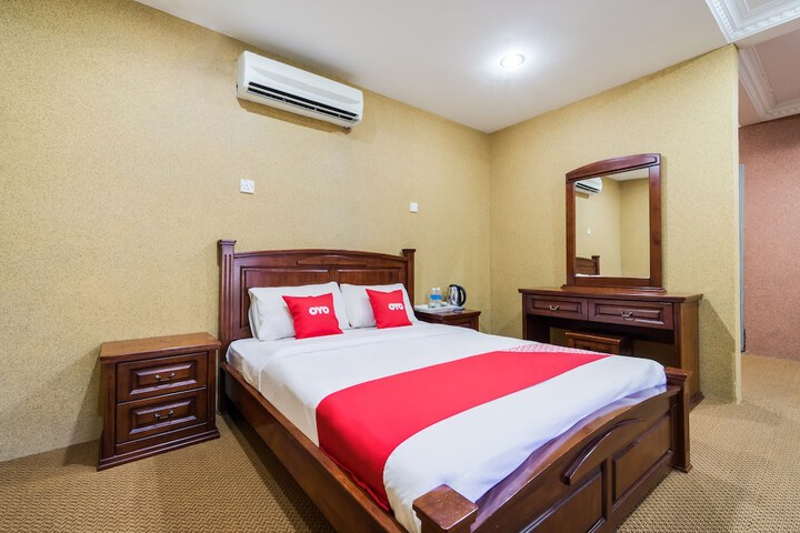 Room 9 of 21