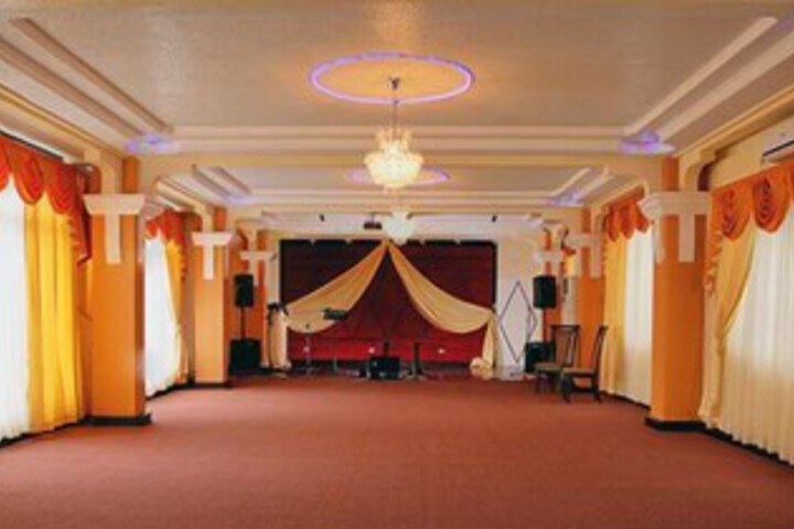 Banquet hall