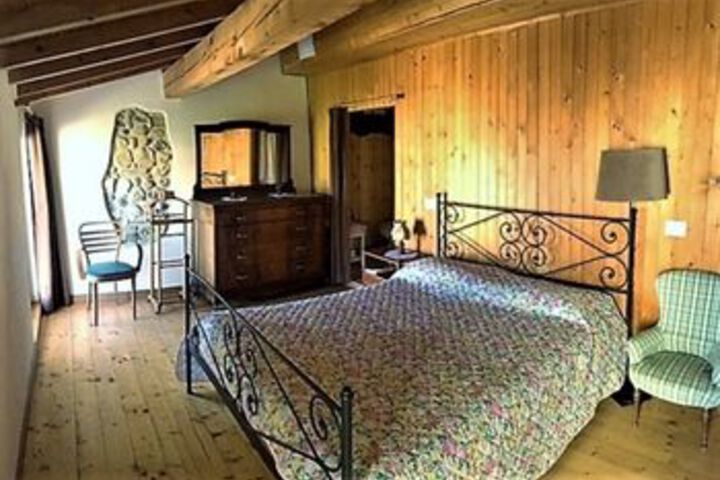 Room 185 of 499