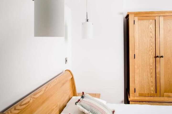 Room 9 of 27