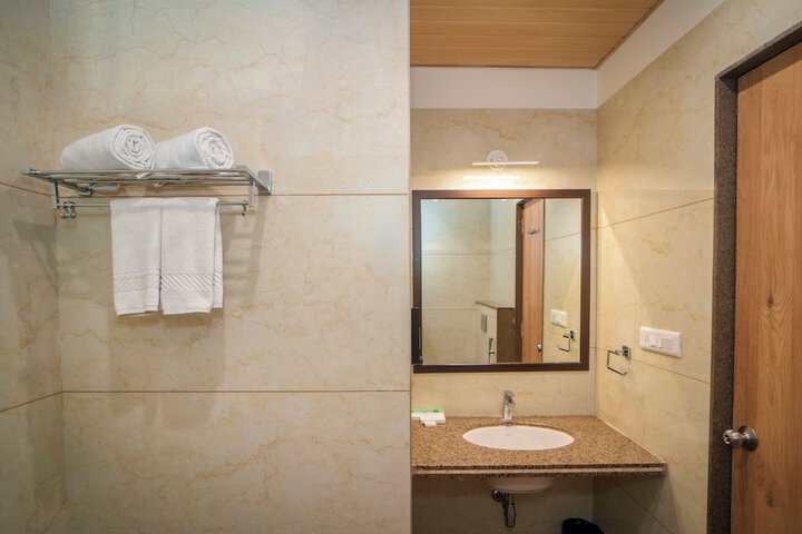 Room 41 of 61