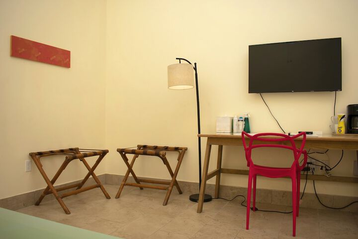 Room 27 of 57