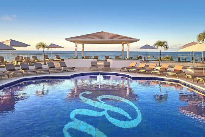 Pool 125 of 255