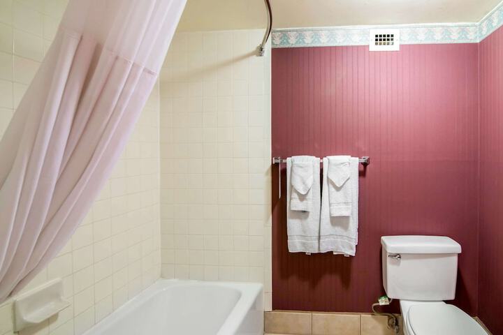 Room 30 of 52
