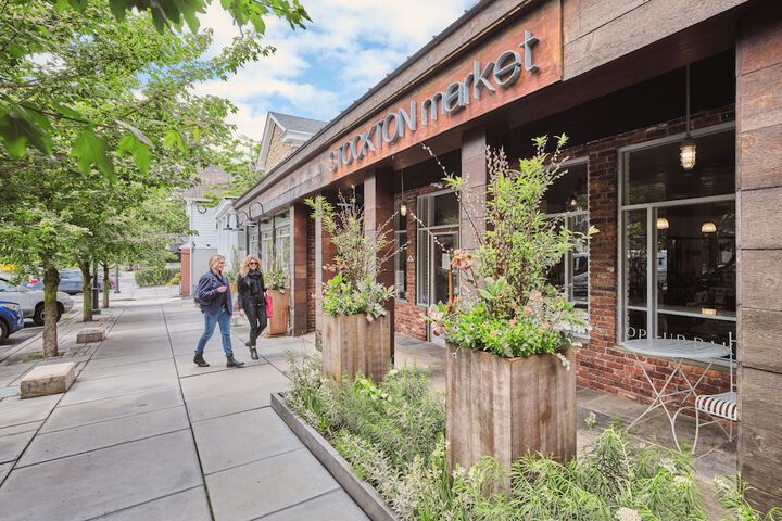 Breakfast/Coffee Service 29 of 35
