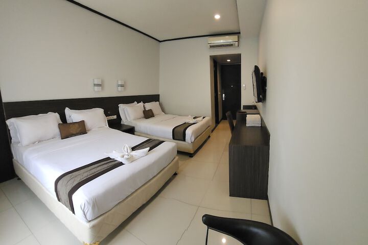 Room 15 of 60