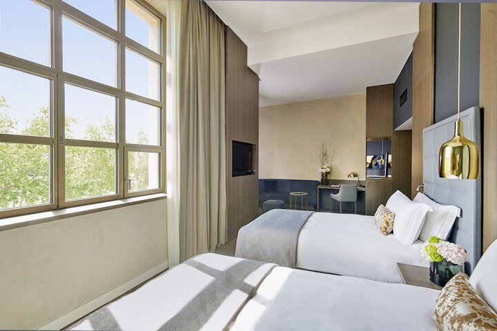 Room 21 of 121