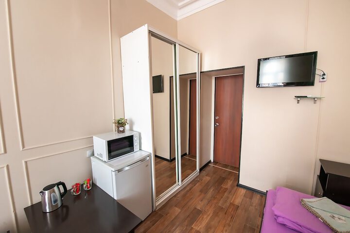 Room 29 of 35