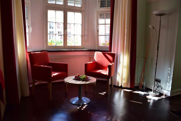 Room 32 of 61