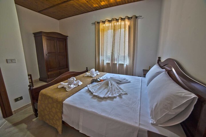 Room 4 of 21