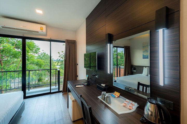 Room 27 of 119