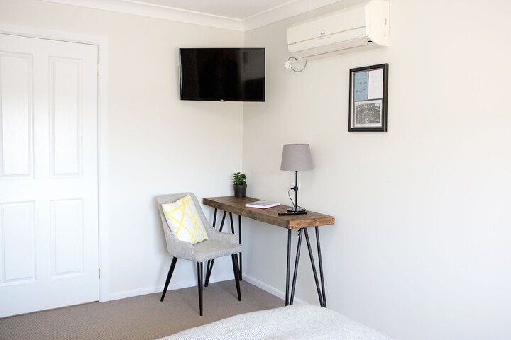 Room 17 of 35