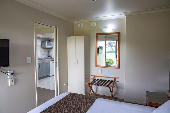 Room 21 of 72