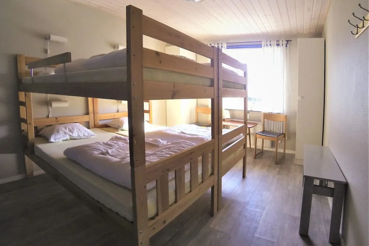 Room 3 of 17