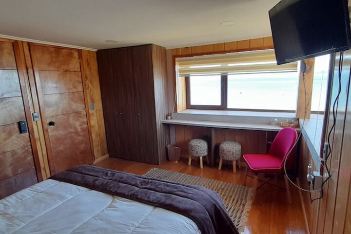 Room 16 of 57