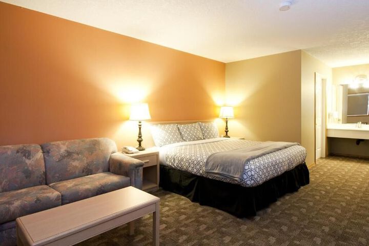 Room 10 of 25