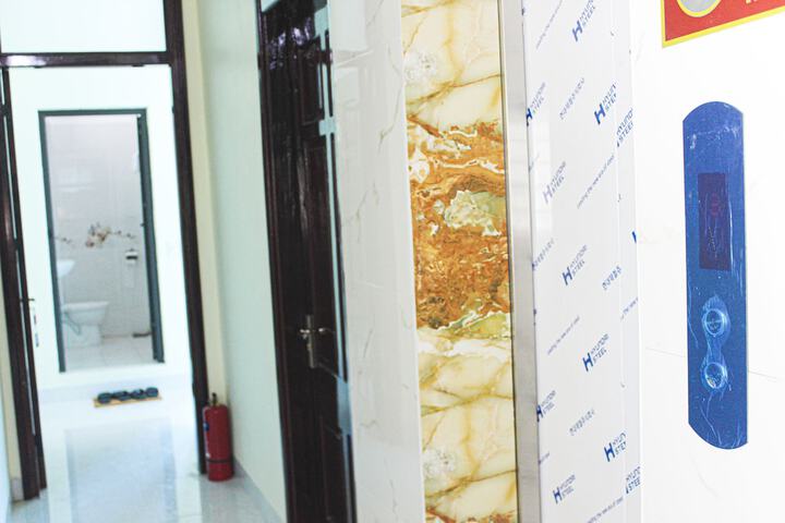 Ballroom/Hall 55 of 82